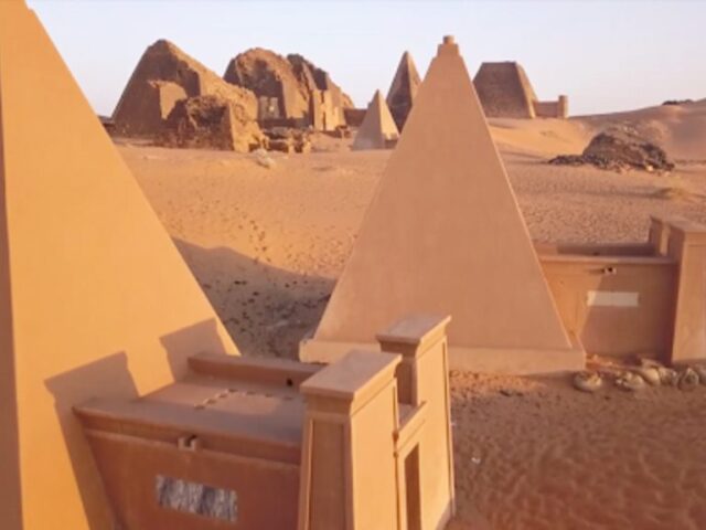THE MOROE PYRAMIDS OF SUDAN